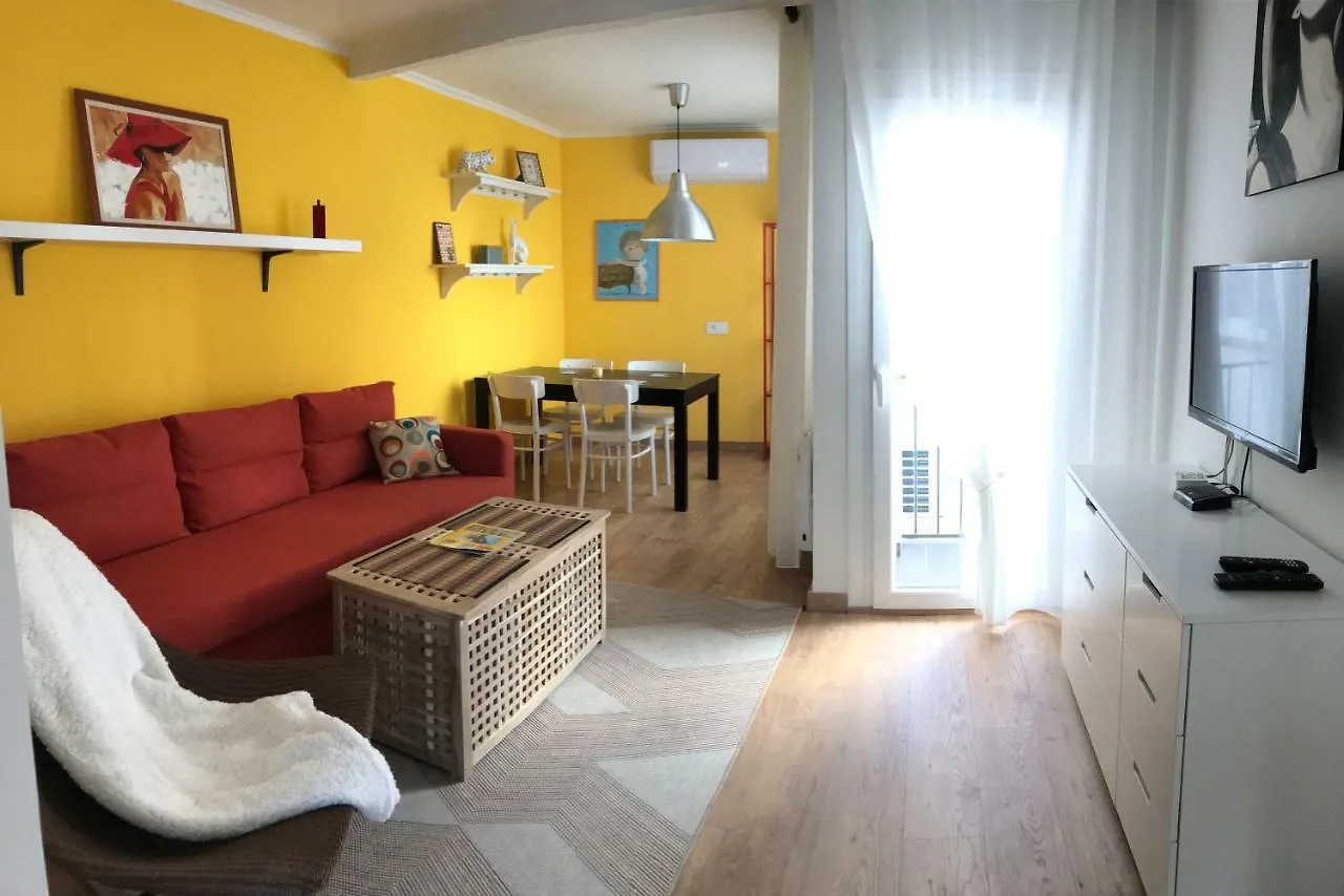 Appartement La Vela Blanca à Roses